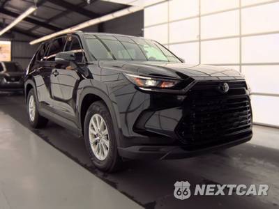 2025 Toyota Grand Highlander XLE - zdjęcie 3 z 27 - miniatura