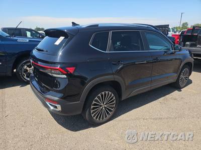 2025 Volkswagen Taos SE - zdjęcie 4 z 32 - miniatura