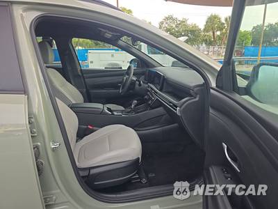2025 Hyundai Santa Cruz SEL Crew Cab Short Bed - zdjęcie 8 z 23 - miniatura