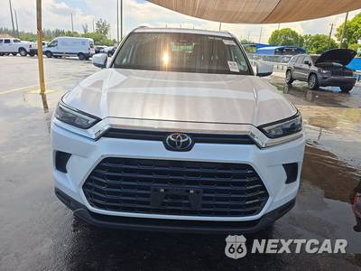 2025 Toyota Grand Highlander XLE - zdjęcie 2 z 22 - miniatura