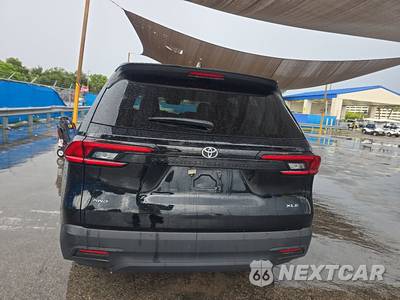 2025 Toyota Grand Highlander XLE - zdjęcie 5 z 27 - miniatura