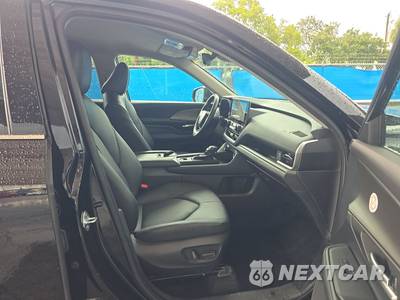 2025 Toyota Grand Highlander XLE - zdjęcie 8 z 27 - miniatura