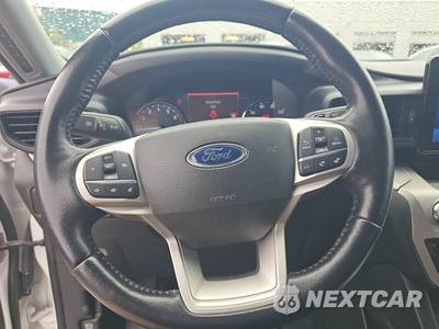 2022 Ford Explorer XLT - zdjęcie 10 z 19 - miniatura