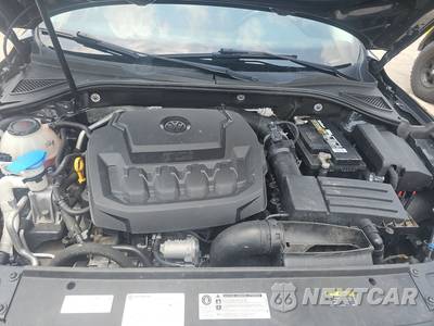 2018 Volkswagen Passat 2.0T R-Line - zdjęcie 16 z 42 - miniatura