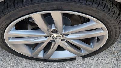 2018 Volkswagen Passat 2.0T R-Line - zdjęcie 23 z 42 - miniatura
