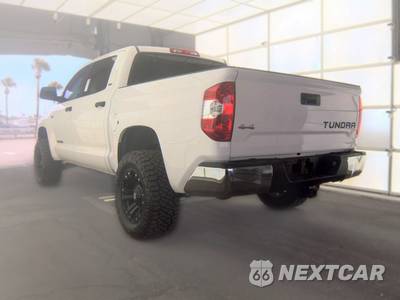 2017 Toyota Tundra SR5 Crew Cab Short Bed - zdjęcie 6 z 26 - miniatura
