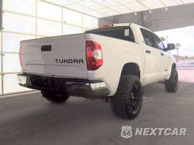 2017 Toyota Tundra SR5 Crew Cab Short Bed - zdjęcie 4 z 26 - miniatura