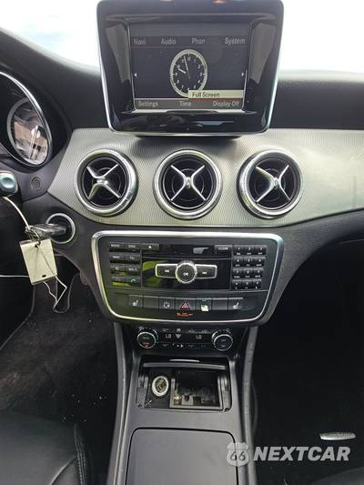 2014 Mercedes-Benz CLA 250 - zdjęcie 11 z 36 - miniatura