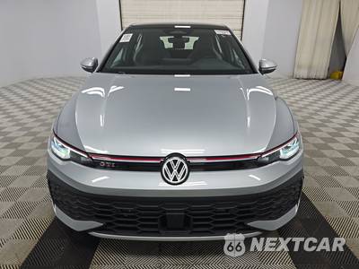 2026 Volkswagen Golf GTI SE - zdjęcie 2 z 20 - miniatura