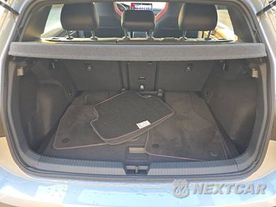 2026 Volkswagen Golf GTI SE - zdjęcie 16 z 20 - miniatura