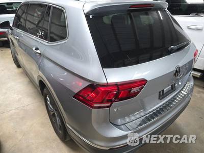 2023 Volkswagen Tiguan SE - zdjęcie 6 z 18 - miniatura
