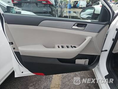 2018 Hyundai Sonata SE - zdjęcie 9 z 35 - miniatura