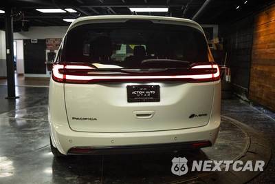 2024 Chrysler Pacifica Hybrid Select 121.6" WB - zdjęcie 6 z 28 - miniatura