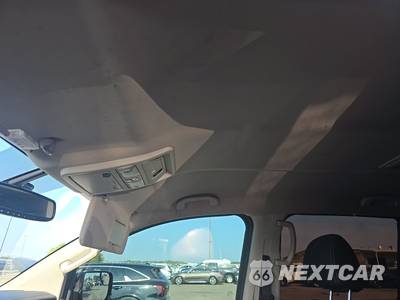 2018 Nissan TITAN SV Crew Cab Short Bed - zdjęcie 19 z 36 - miniatura