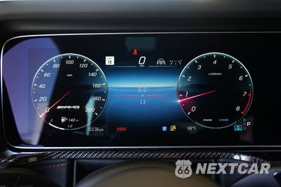 2026 Mercedes-Benz AMG G 63 4MATIC - zdjęcie 13 z 35 - miniatura