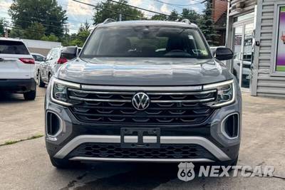 2024 Volkswagen Atlas 2.0T Peak Edition SEL - zdjęcie 8 z 38 - miniatura