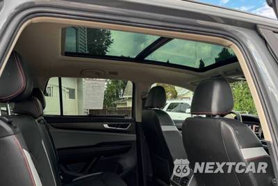 2024 Volkswagen Atlas 2.0T Peak Edition SEL - zdjęcie 15 z 38 - miniatura