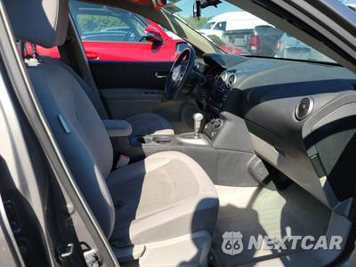 2014 Nissan Rogue Select S - zdjęcie 8 z 18 - miniatura