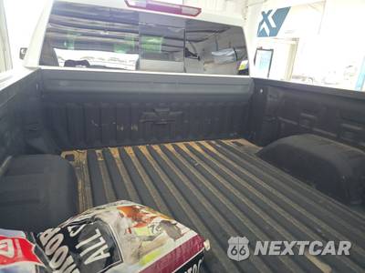 2022 Chevrolet Silverado 1500 LT Trail Boss Crew Cab Short Bed 2LT - zdjęcie 16 z 32 - miniatura