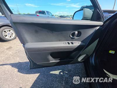 2025 Hyundai IONIQ 5 SEL - zdjęcie 9 z 19 - miniatura