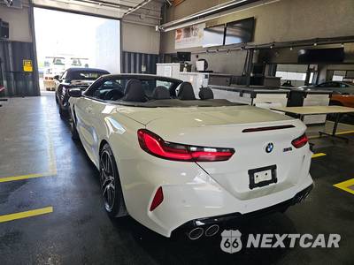 2020 BMW M8 Convertible - zdjęcie 6 z 23 - miniatura