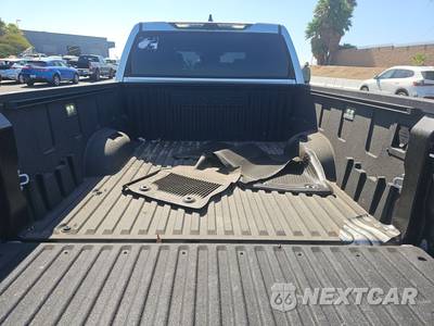 2023 Toyota Tundra Limited Crew Cab Short Bed - zdjęcie 16 z 26 - miniatura