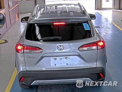 2024 Toyota Corolla Cross LE - zdjęcie 5 z 18 - miniatura