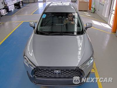 2024 Toyota Corolla Cross LE - zdjęcie 2 z 18 - miniatura