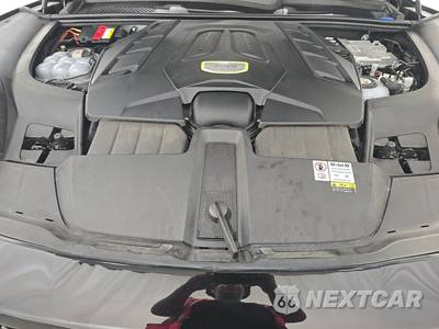 2023 Porsche Cayenne Turbo S E-Hybrid - zdjęcie 15 z 32 - miniatura