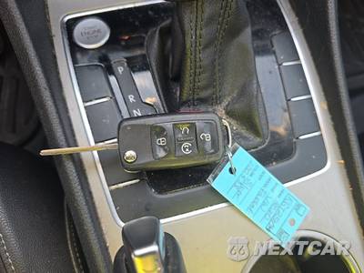 2020 Volkswagen Passat 2.0T SE - zdjęcie 14 z 25 - miniatura