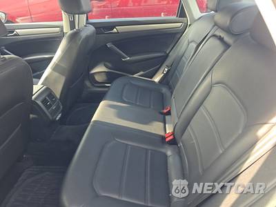 2020 Volkswagen Passat 2.0T SE - zdjęcie 13 z 25 - miniatura