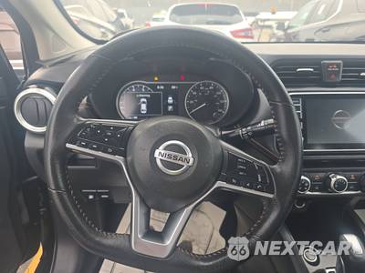 2021 Nissan Versa SR - zdjęcie 10 z 25 - miniatura