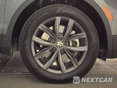 2023 Volkswagen Tiguan SE - zdjęcie 10 z 31 - miniatura