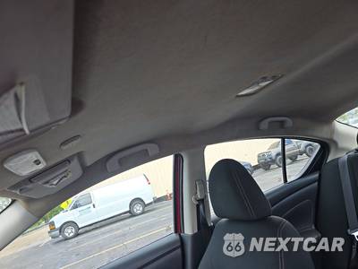 2017 Nissan Versa Sedan SV - zdjęcie 17 z 18 - miniatura