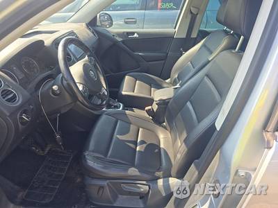 2015 Volkswagen Tiguan SEL - zdjęcie 7 z 22 - miniatura