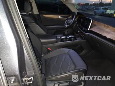 2025 Volkswagen Atlas 2.0T SE w/Technology - zdjęcie 8 z 25 - miniatura