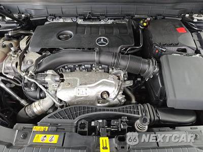 2023 Mercedes-Benz GLB 250 4MATIC - zdjęcie 16 z 29 - miniatura