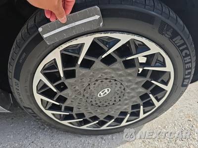 2023 Hyundai IONIQ 5 Limited - zdjęcie 30 z 33 - miniatura