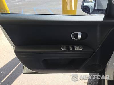 2024 Hyundai IONIQ 5 SEL - zdjęcie 9 z 26 - miniatura