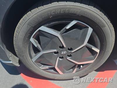 2024 Hyundai IONIQ 5 SE - zdjęcie 17 z 25 - miniatura