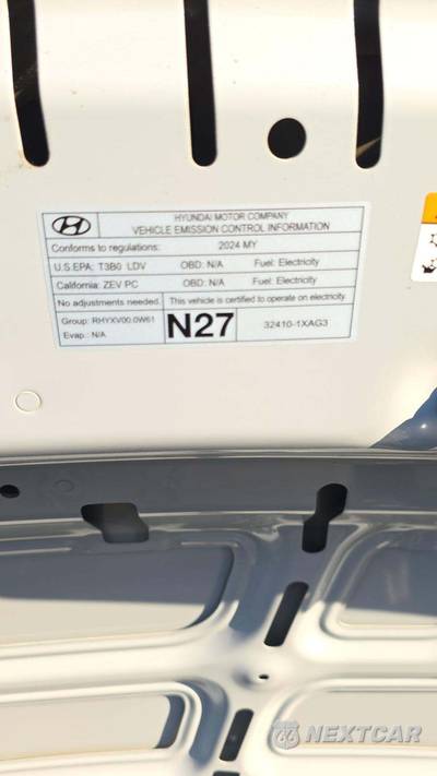 2024 Hyundai IONIQ 5 SE - zdjęcie 17 z 25 - miniatura