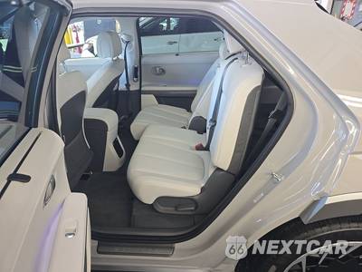2023 Hyundai IONIQ 5 Limited - zdjęcie 13 z 27 - miniatura