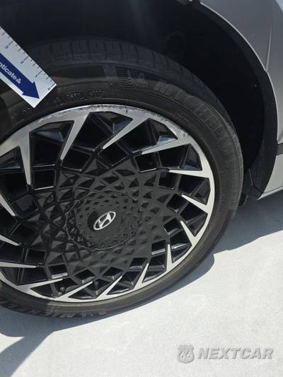 2023 Hyundai IONIQ 5 Limited - zdjęcie 25 z 27 - miniatura