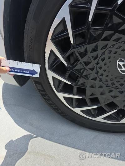 2023 Hyundai IONIQ 5 Limited - zdjęcie 19 z 27 - miniatura