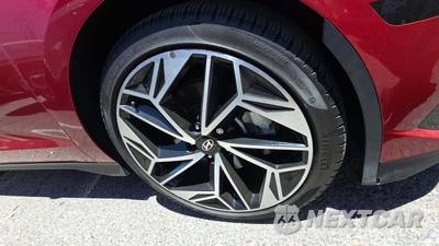 2023 Hyundai IONIQ 6 SEL - zdjęcie 28 z 29 - miniatura