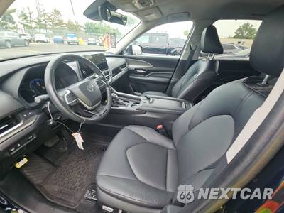 2024 Toyota Grand Highlander Limited - zdjęcie 7 z 24 - miniatura