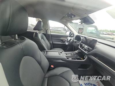 2024 Toyota Grand Highlander Limited - zdjęcie 8 z 24 - miniatura