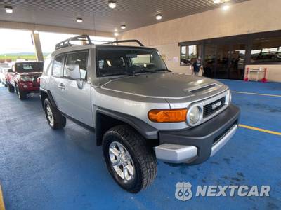 2007 Toyota FJ Cruiser w/Rear Doors - zdjęcie 6 z 19 - miniatura