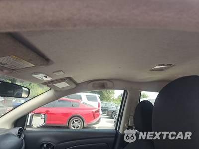 2019 Nissan Versa Sedan S Plus - zdjęcie 8 z 11 - miniatura