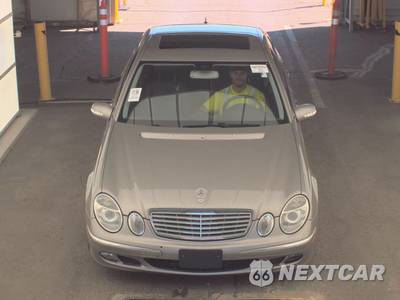 2006 Mercedes-Benz E 350 Sedan - zdjęcie 2 z 44 - miniatura
